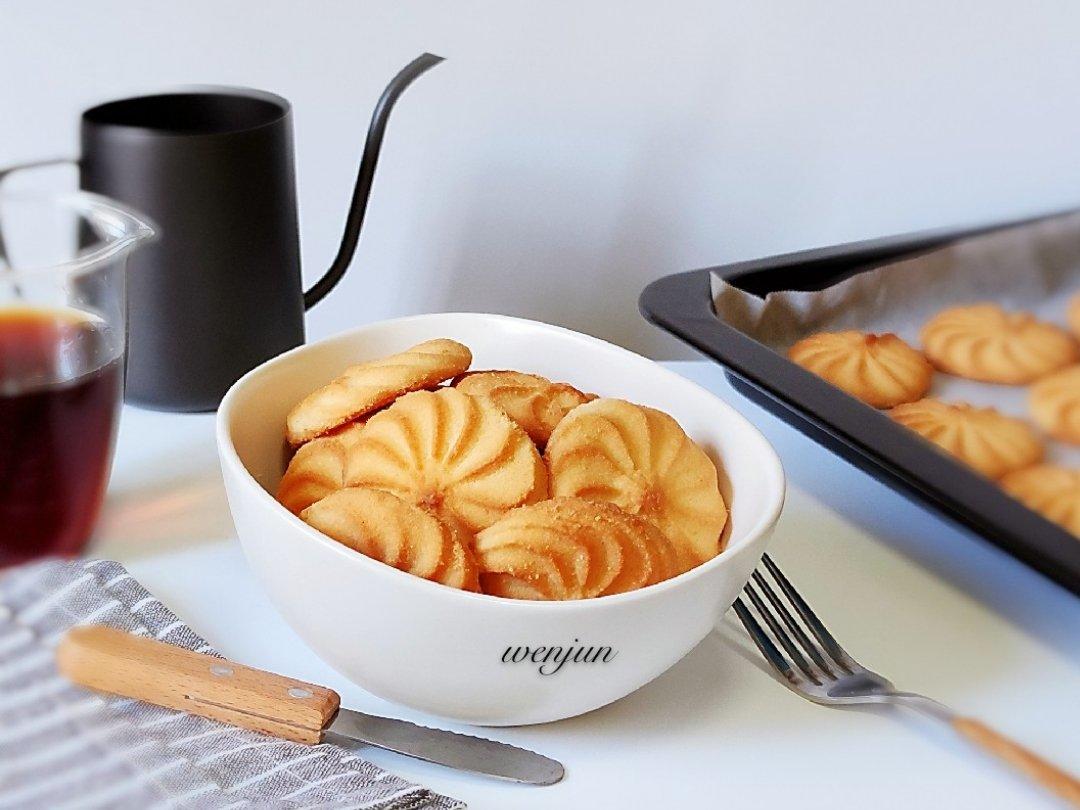 烘焙小白也不会翻车的黄油曲奇