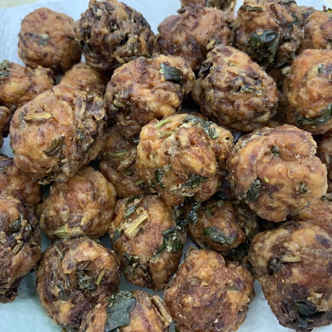 胡萝卜香菜素丸子