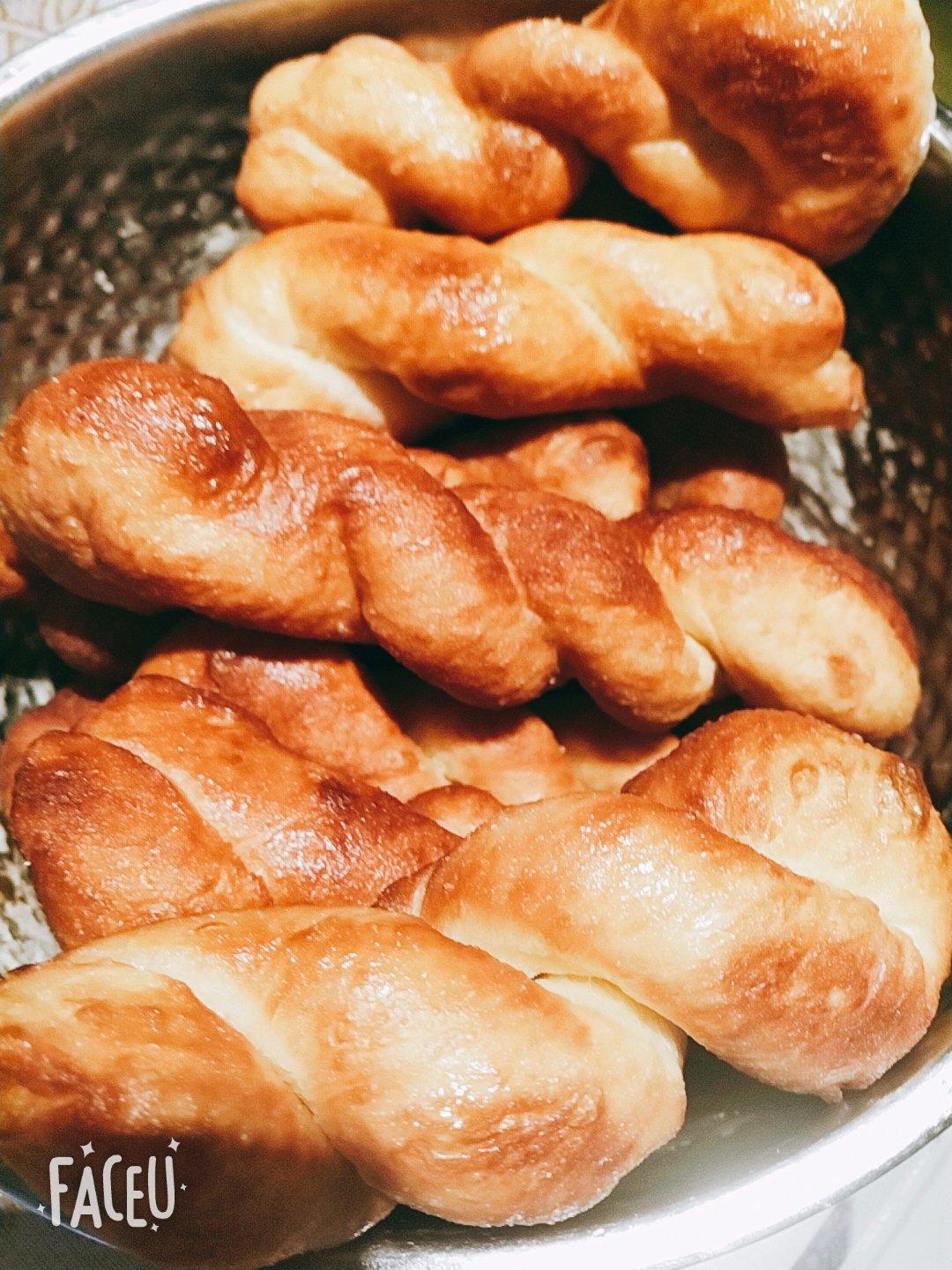 超级松软的奶香麻花