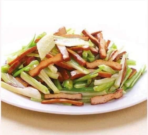豆腐干炒芹菜