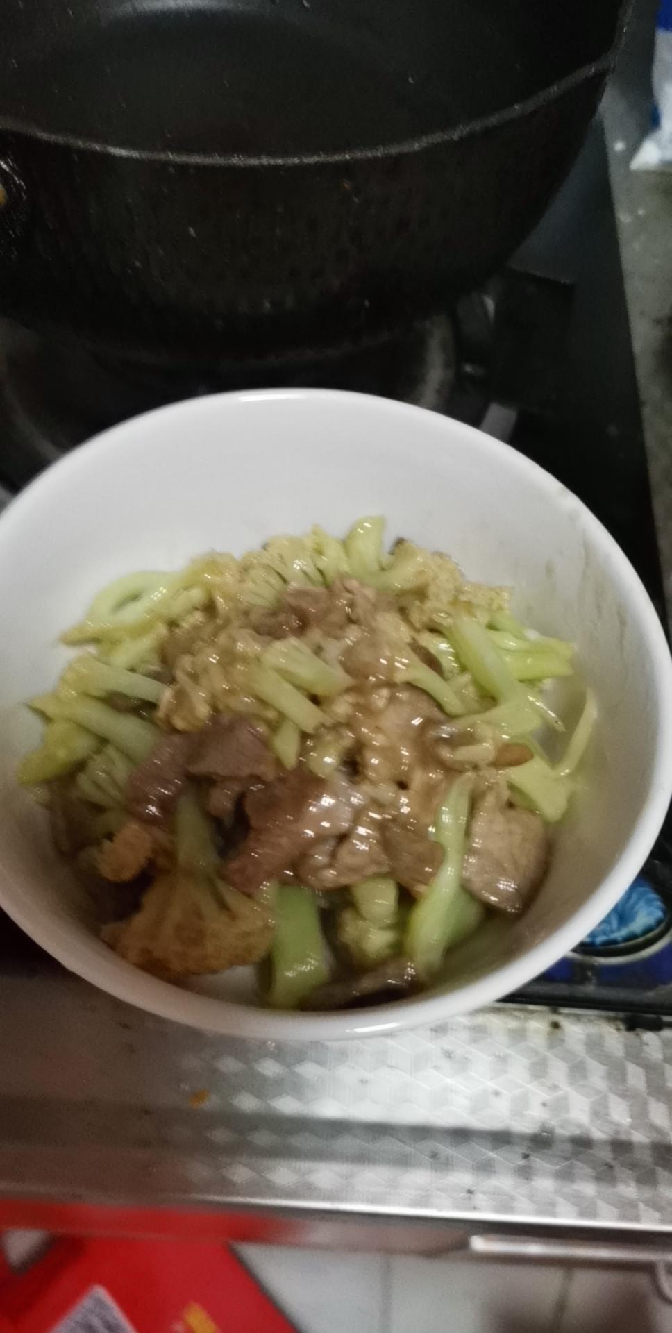 花菜炒肉（家庭简易版）
