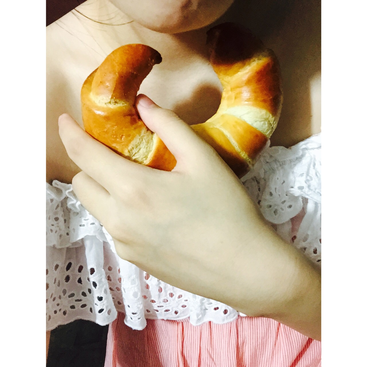 乳酪牛角面包