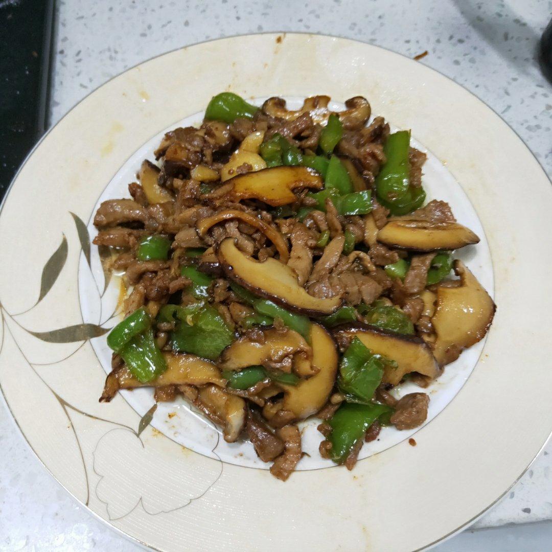 香菇炒肉，超级下饭哦
