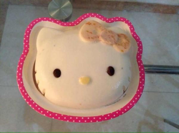 hello kitty 立体主题蛋糕——酸奶奶酪蛋糕