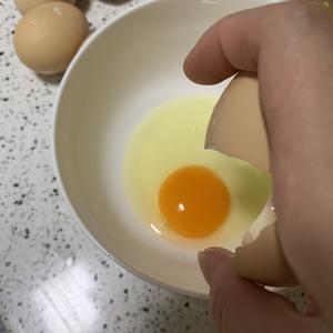 鲜嫩水蒸蛋的做法 步骤2