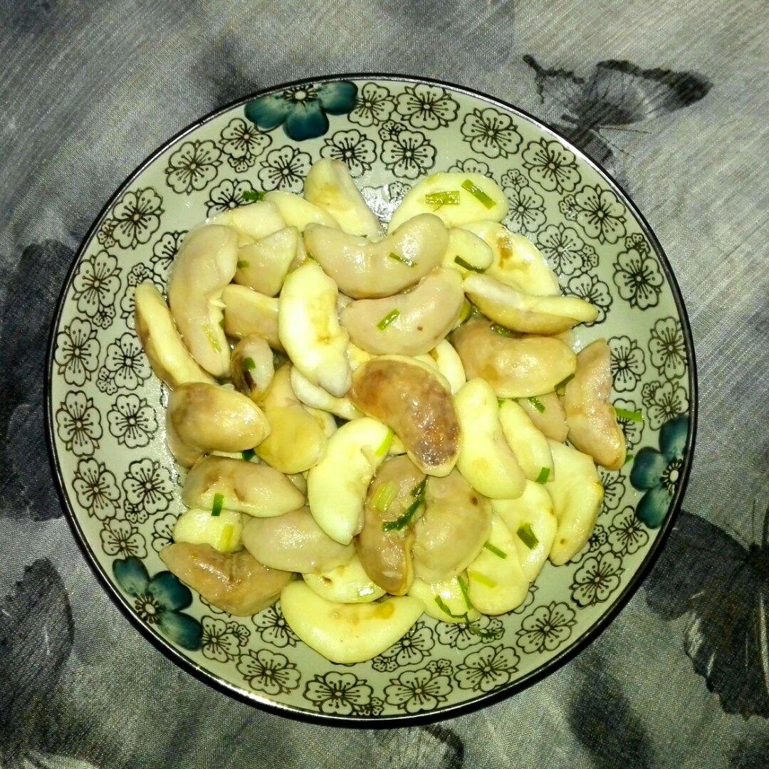 香葱炒菱角
