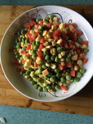 三色彩虹🌈豆儿的做法 步骤1