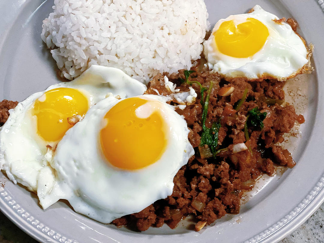 泰式打抛牛肉/猪肉碎饭