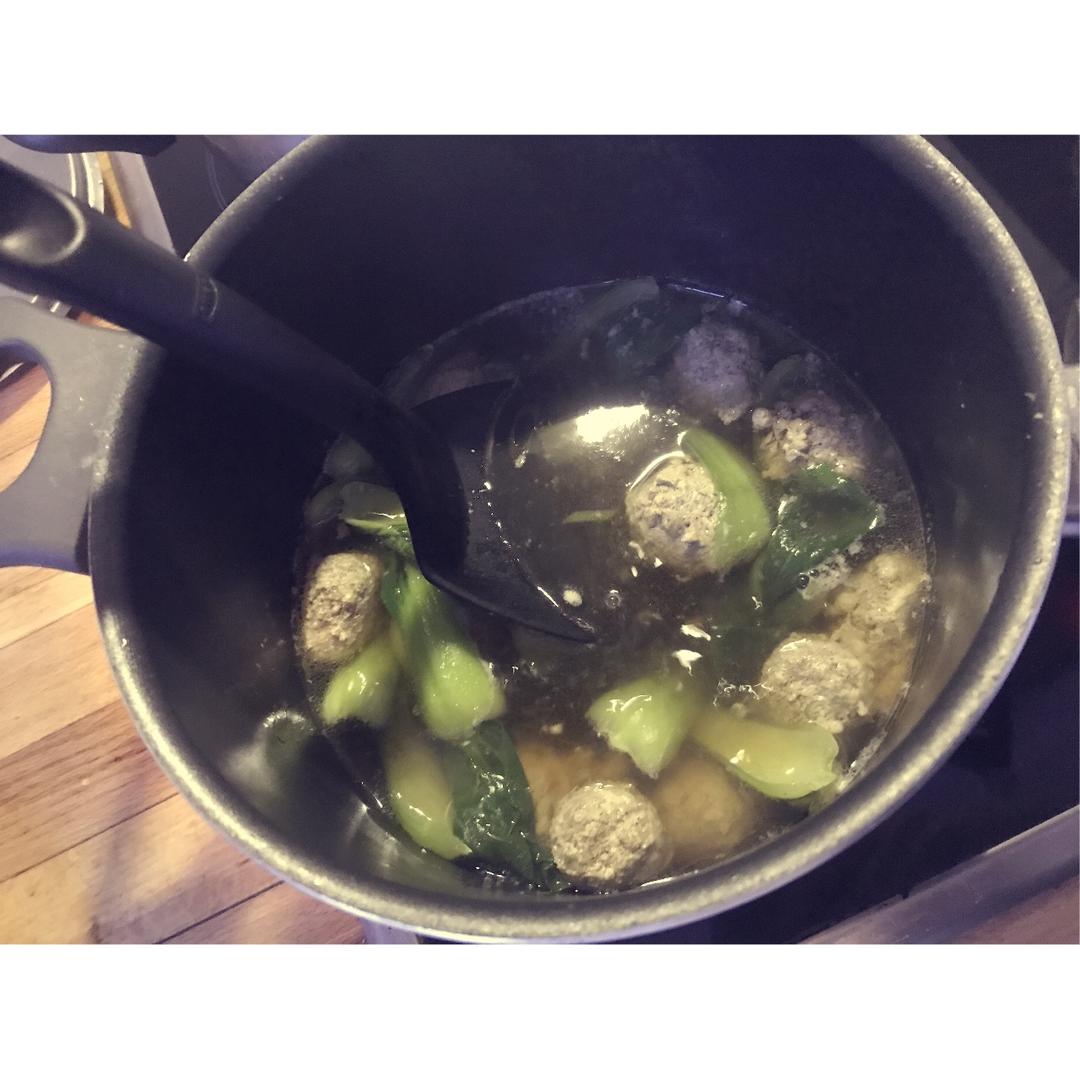 牛肉丸子汤