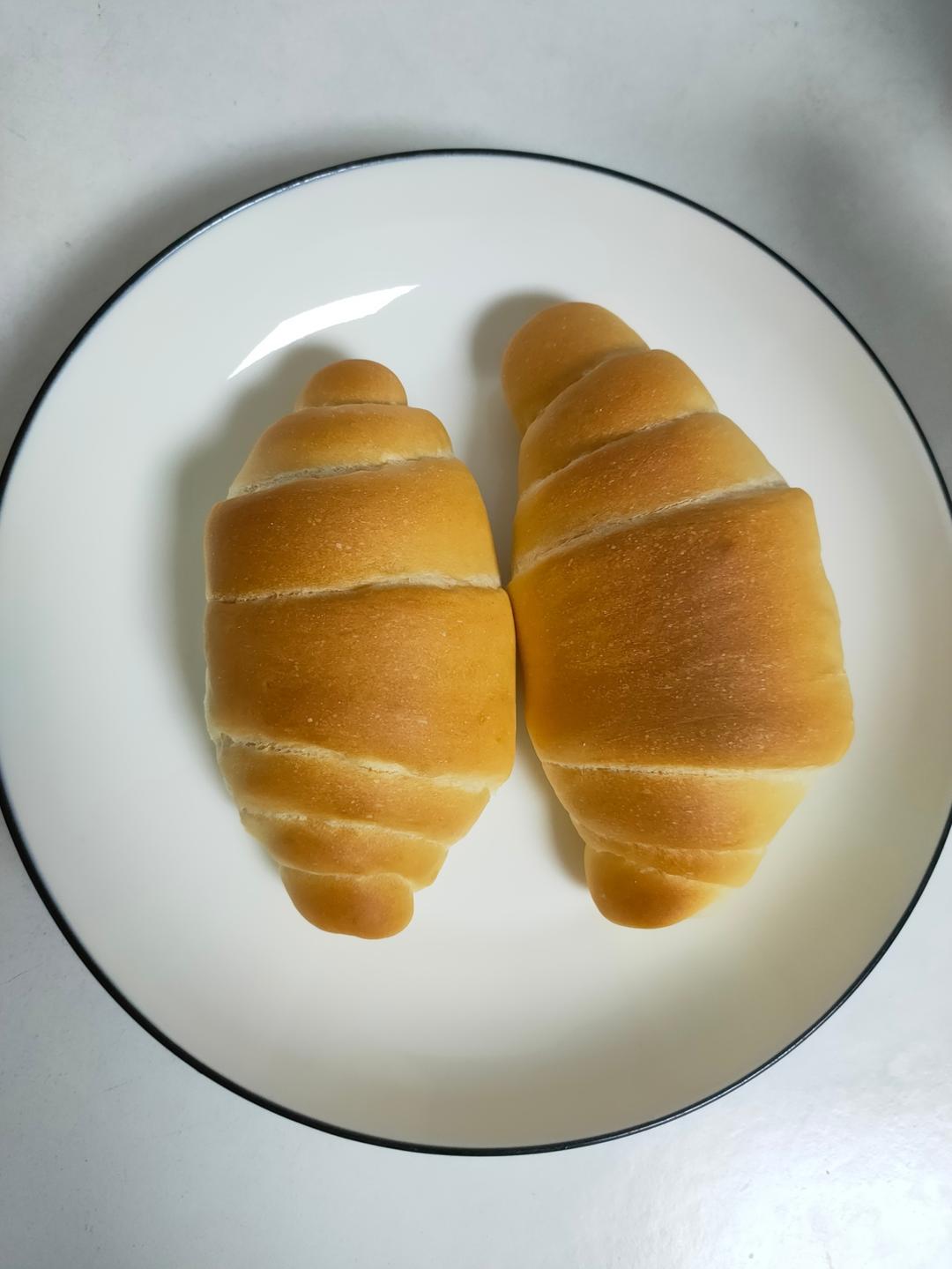 黄油面包卷