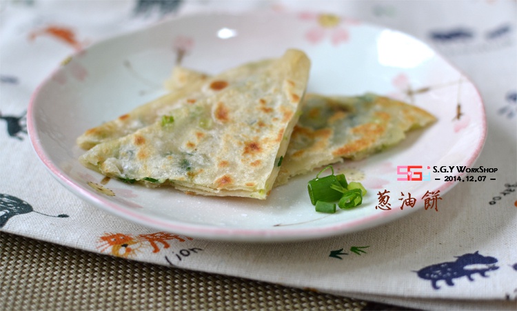 可能是最好吃系列--鸡蛋葱油饼