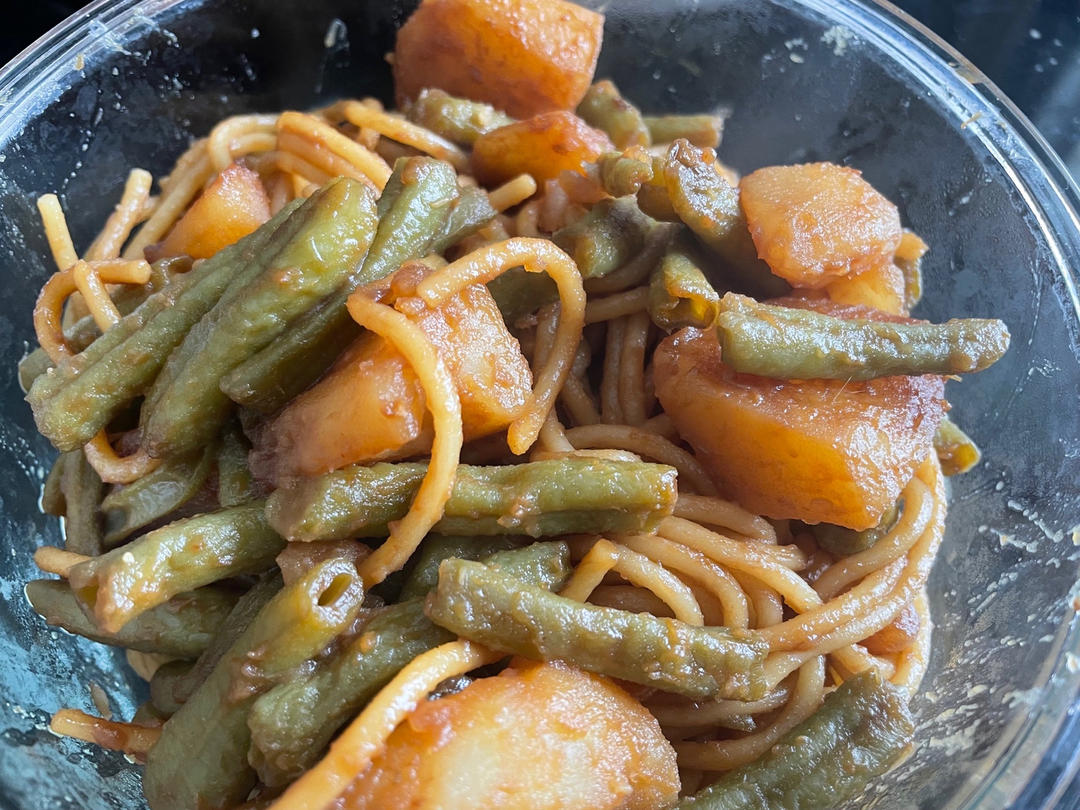 土豆豆角焖面