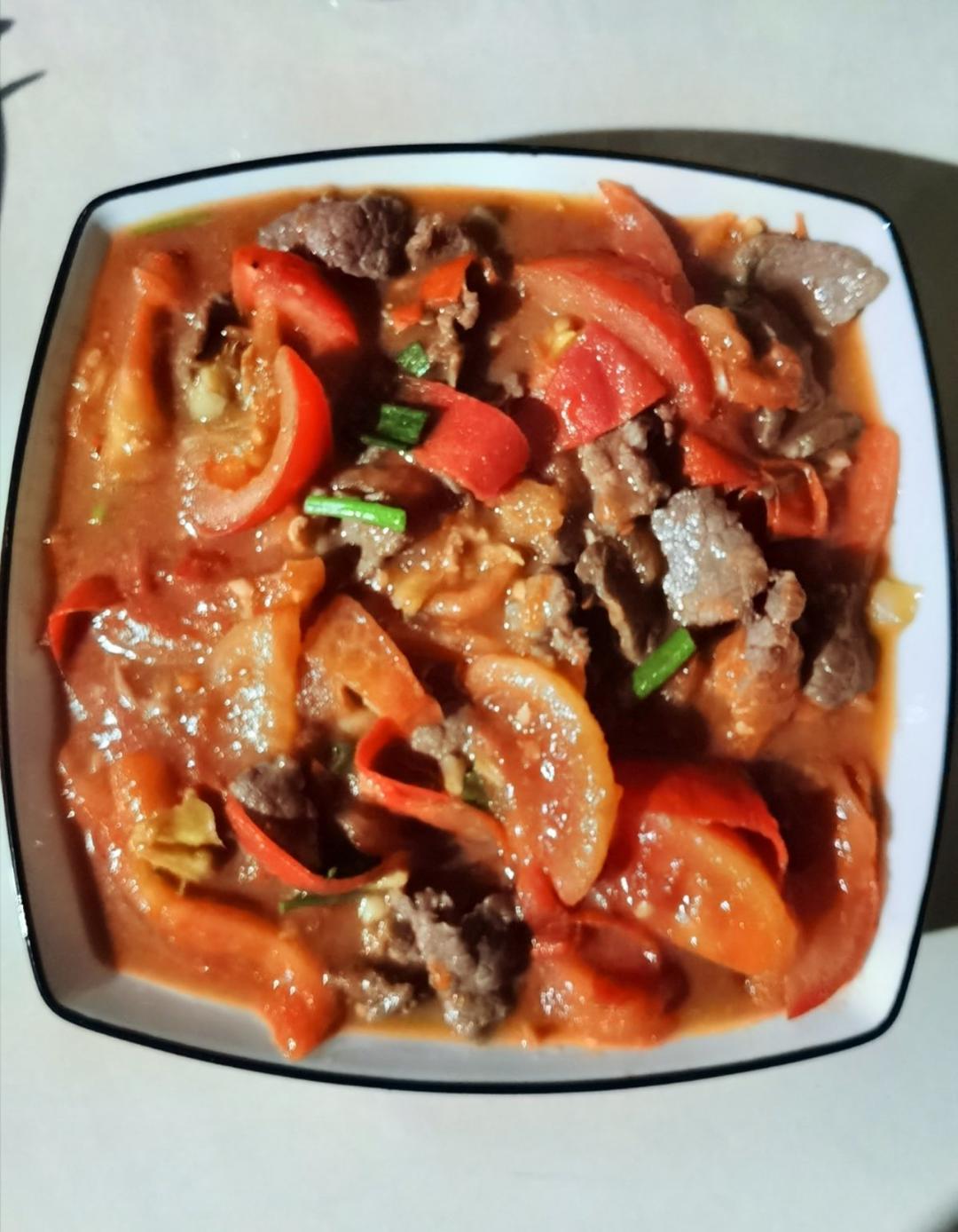 芝芝哈哈乖乖做的西红柿炒牛肉经典口味