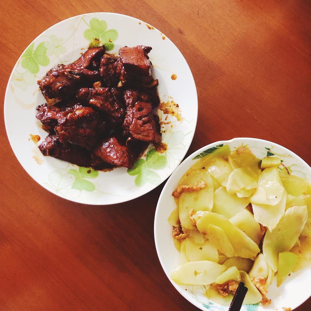 红烧排骨