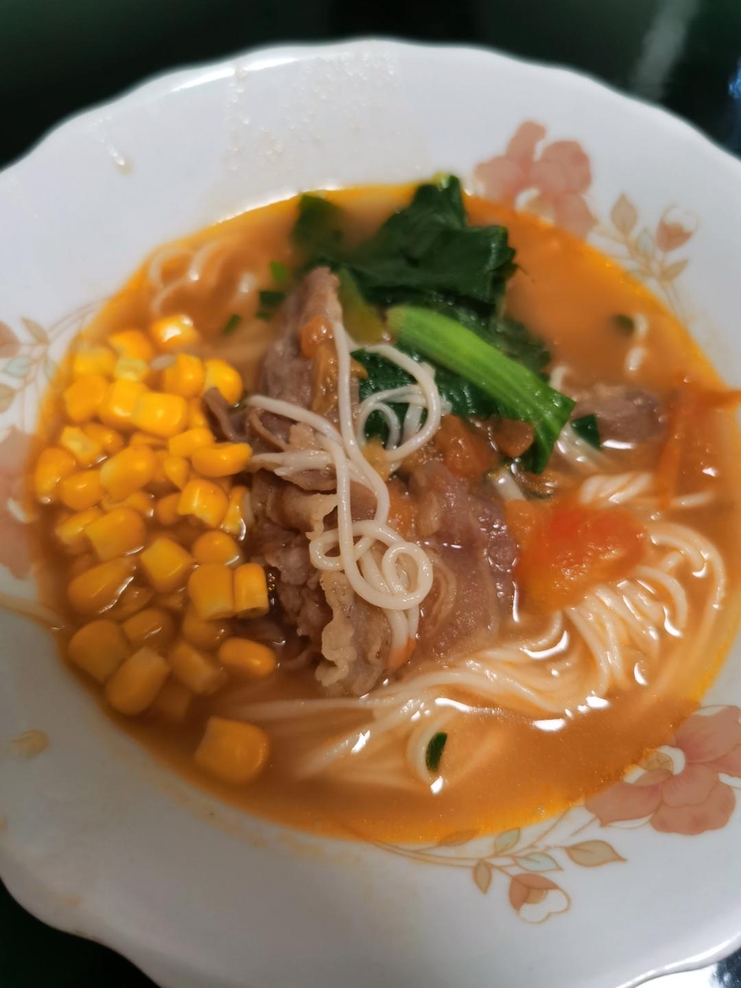 番茄肥牛面