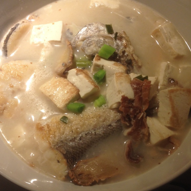 鱼头豆腐汤