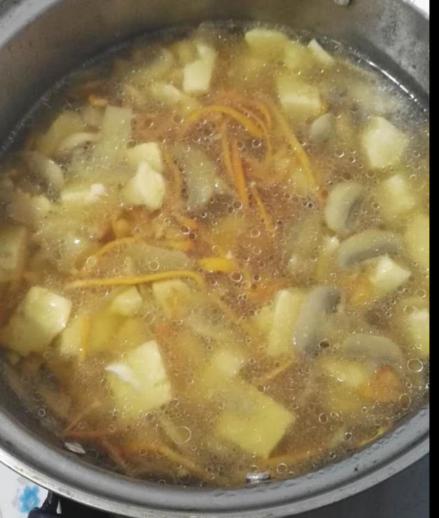 蘑菇豆腐汤