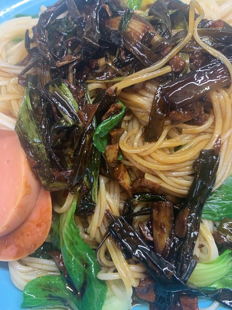 10分钟搞定的一碗葱油拌面