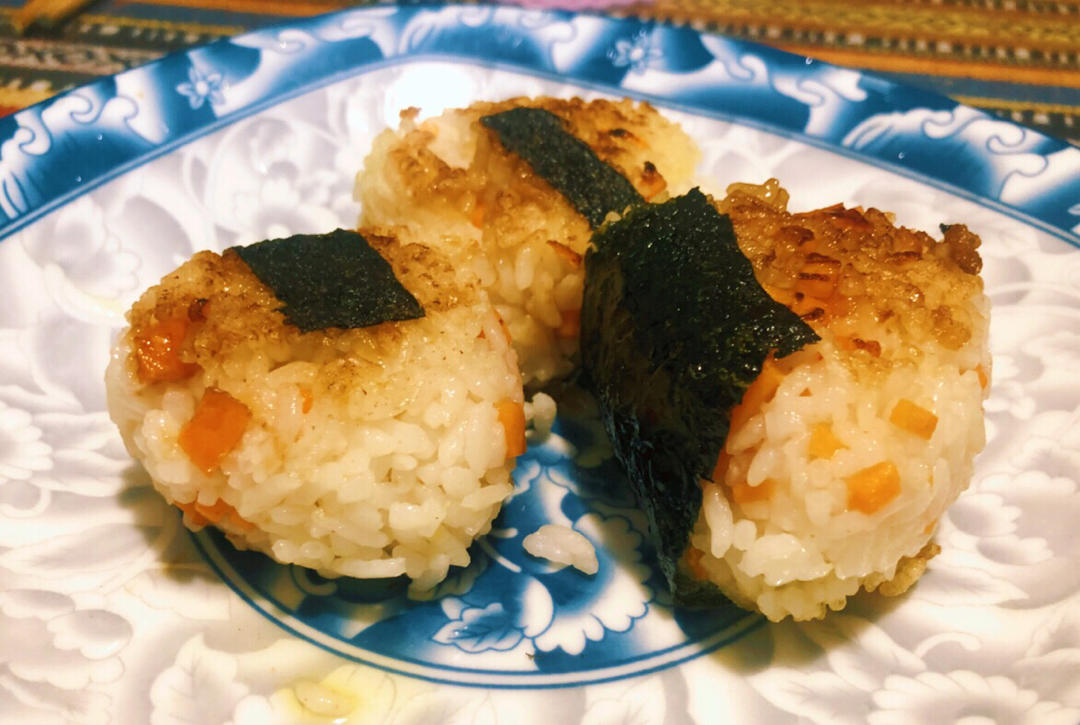自制日式饭团，剩米饭这样做，好吃到飞起