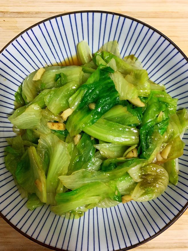 简单好吃的健康食谱－蚝油西生菜的做法