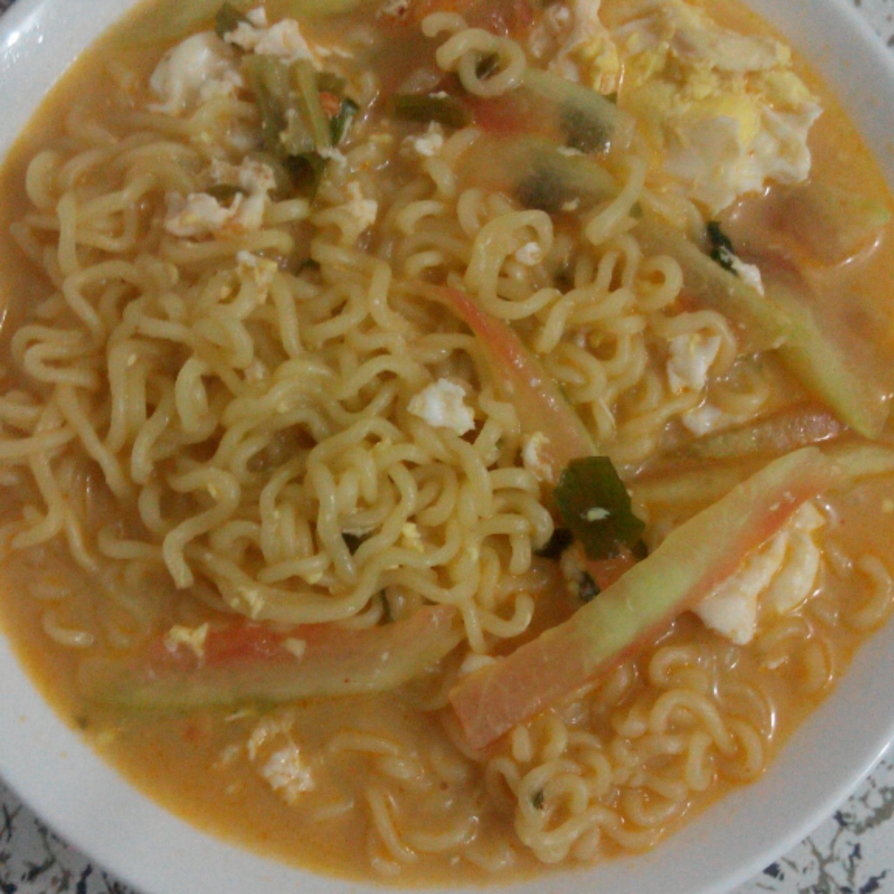 满足食欲的深夜秘密 森系浓香泡面