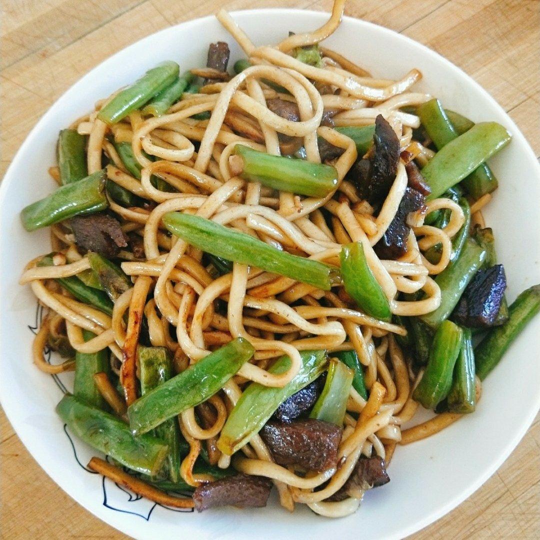 豆角焖面