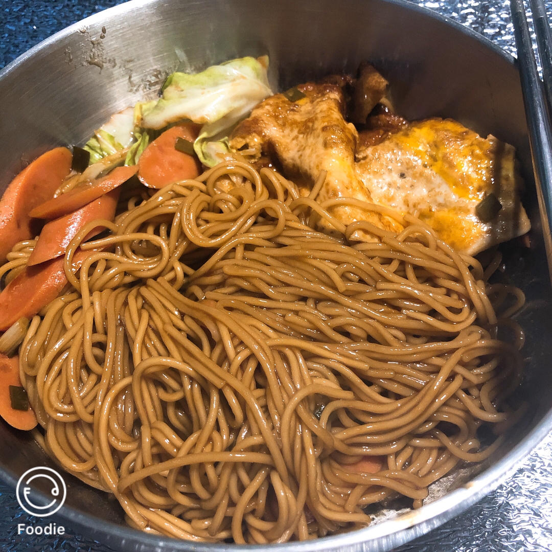 最近很火的荷包蛋焖面