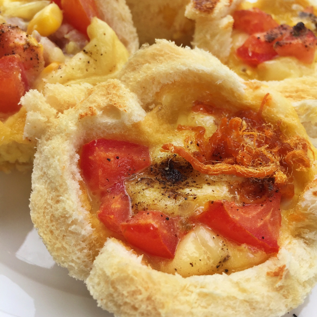 快乐早餐吐司杯