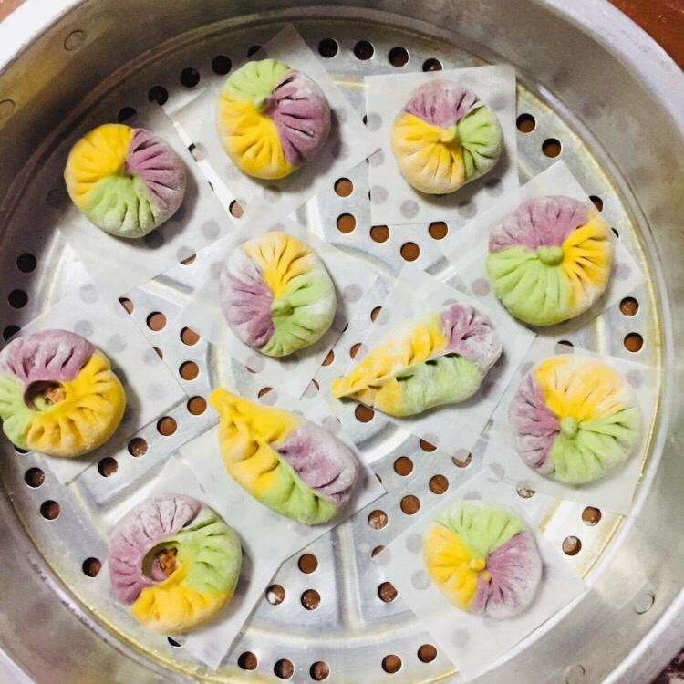 彩虹包子