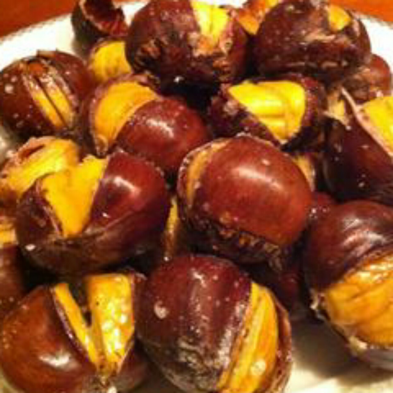 慵懒美丽的栗子