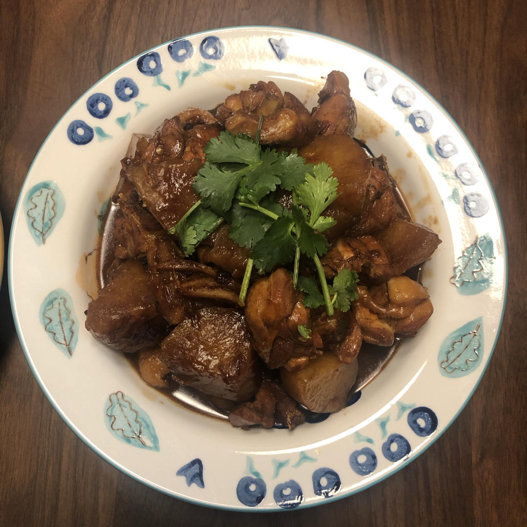 红烧土豆炖鸡块（鸡腿）