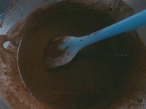 巧克力奶油慕斯蛋糕的做法 步骤12