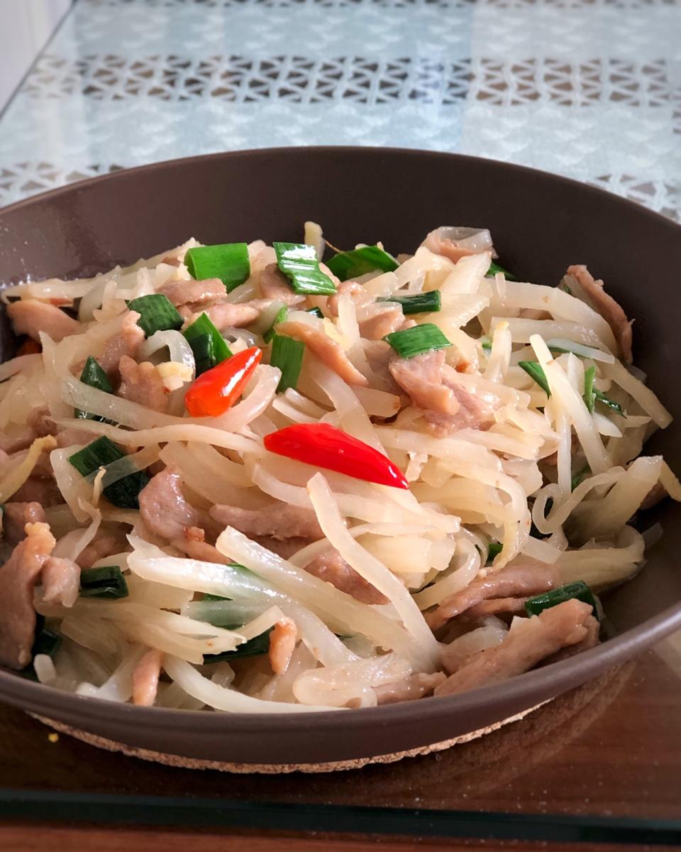 白萝卜丝炒牛肉