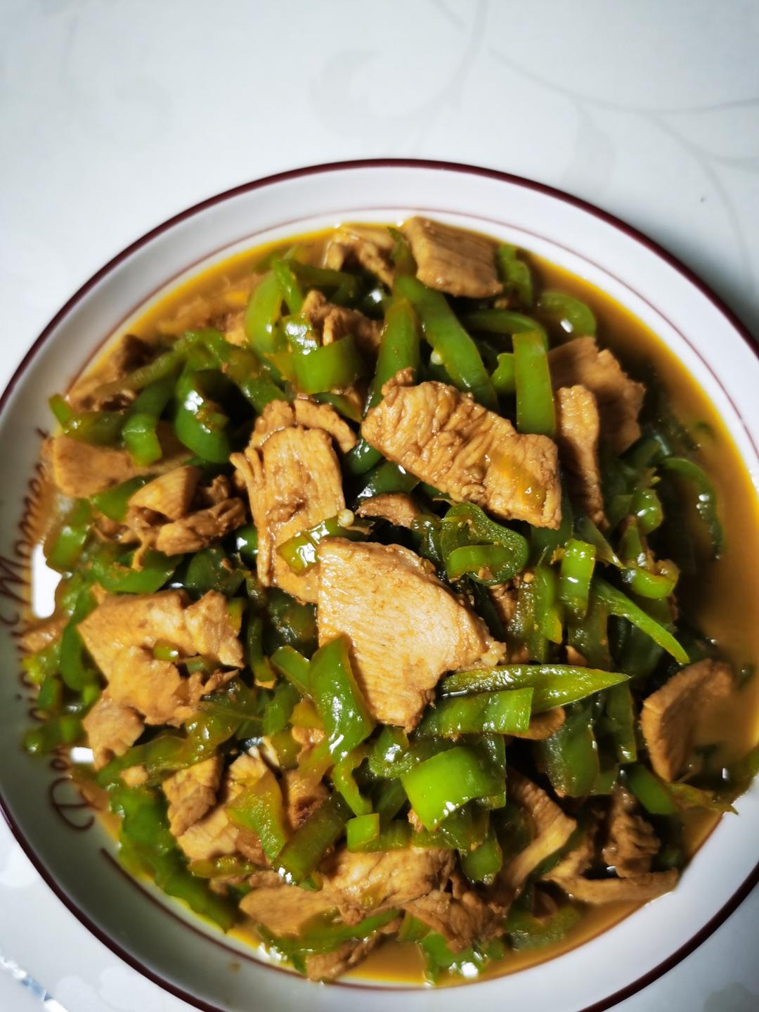 超级下饭青椒炒鸡蛋