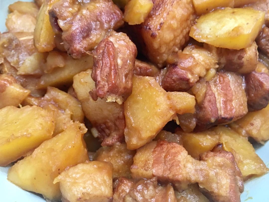 红烧肉炖土豆