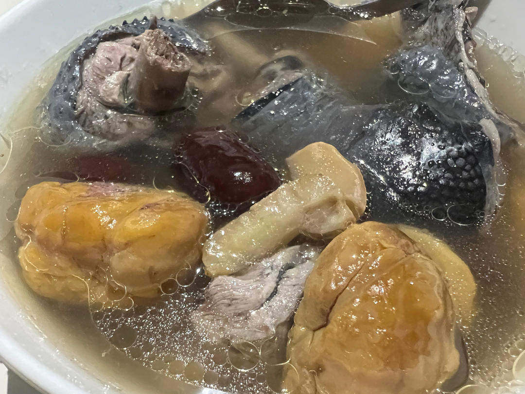 甘栗乌鸡汤
