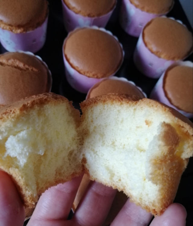 炼乳纸杯蛋糕
