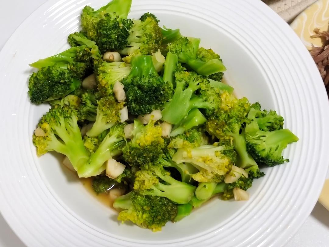 娃爱吃的清炒西兰花🥦