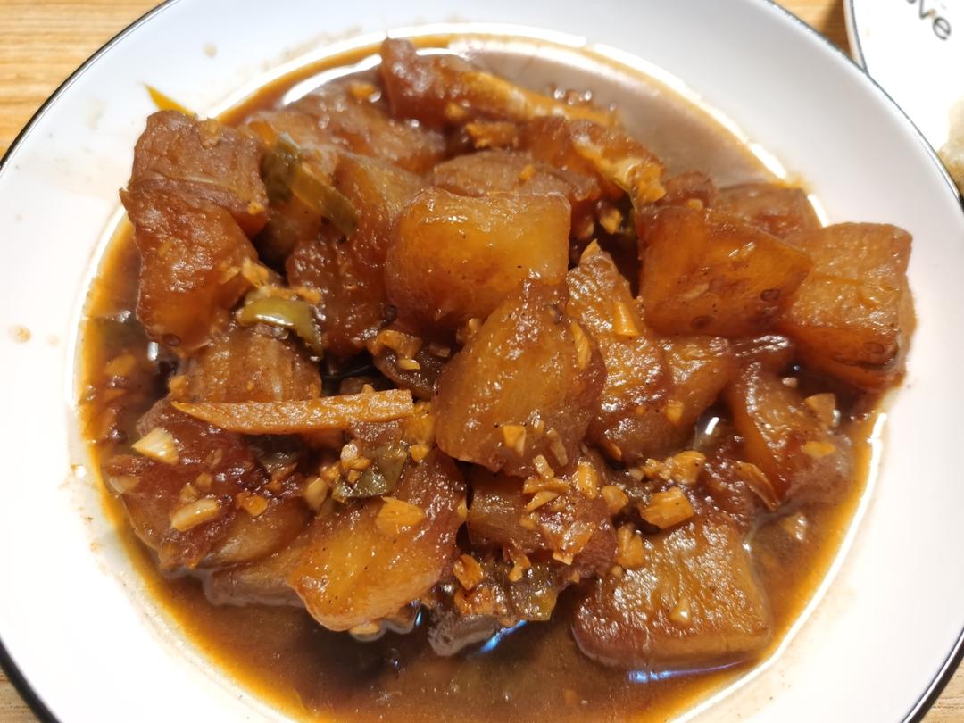 红烧冬瓜最完美做法，不加一滴水，瞬间秒杀红烧肉
