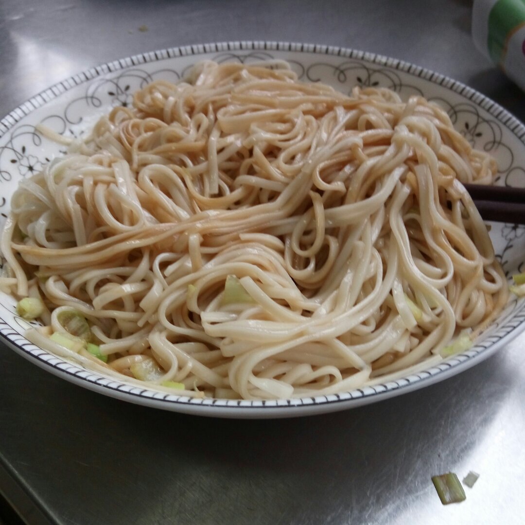 天天向上汪涵教的乐面--油泼面