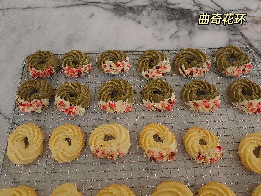 酥到掉渣❗️烤箱必做的美食，抹茶花环曲奇