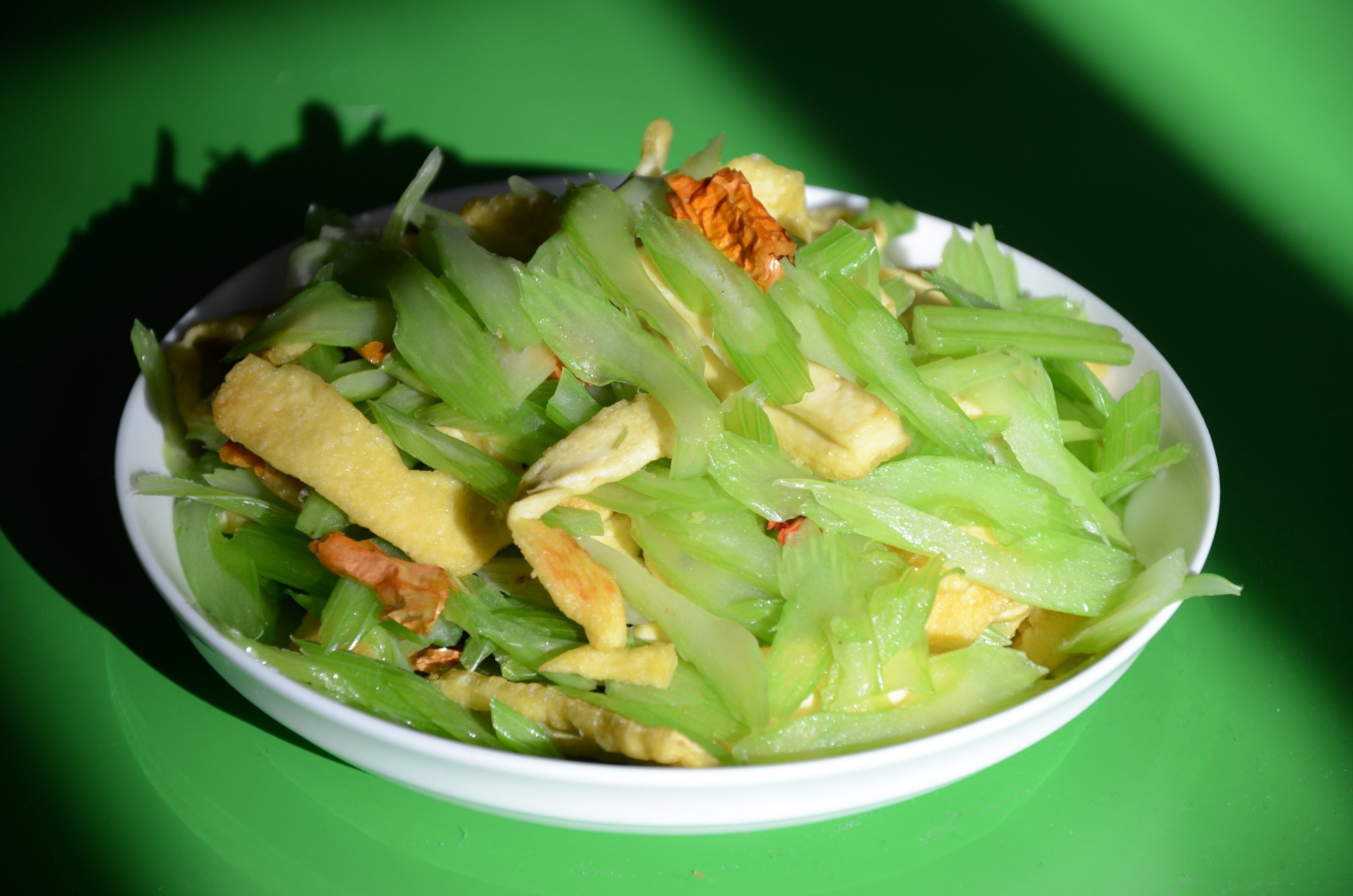 芹菜炒香干