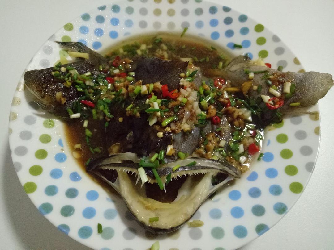 葱油鸦片鱼头