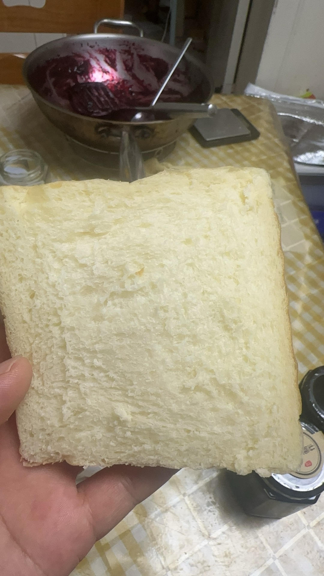 做一次就成功的牛奶吐司面包（手和面揉出手套膜）最后附全麦吐司