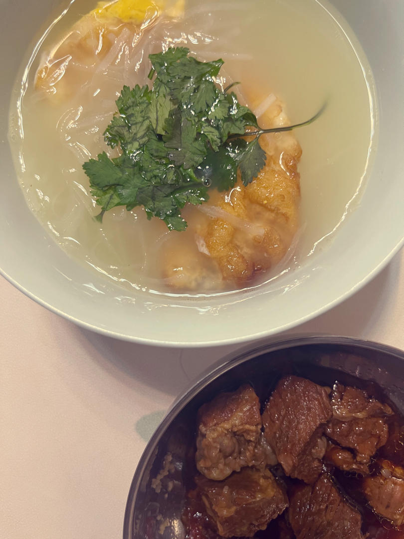 适合宝宝秋天喝的汤·煎蛋白萝卜汤