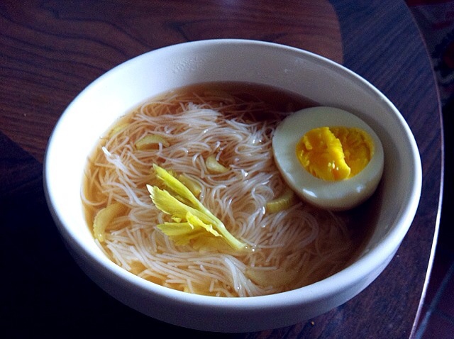 小葱麻油酱油面