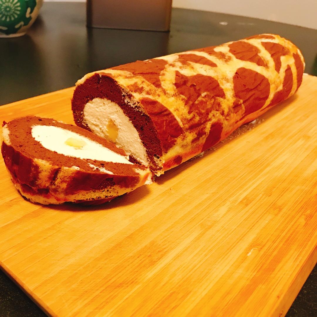 奶牛蛋糕卷+长颈鹿蛋糕卷