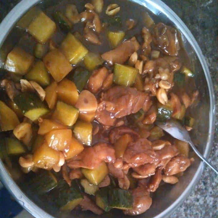 宫保鸡丁——简单版。