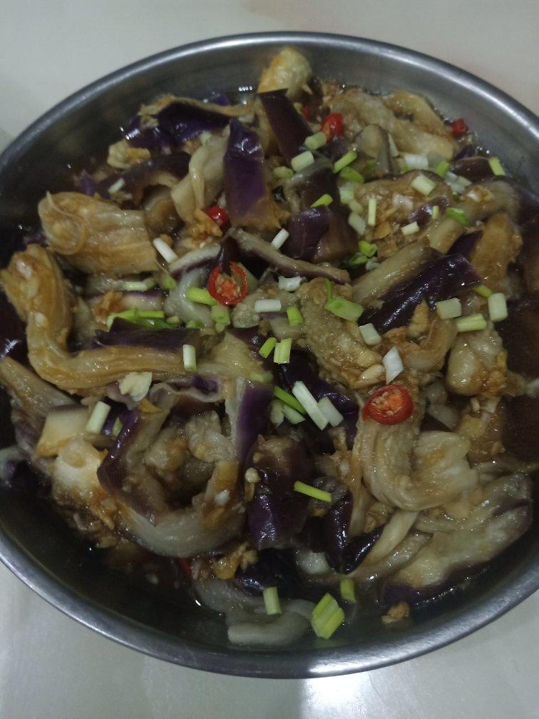 好吃的蒜泥手撕茄子🍆
