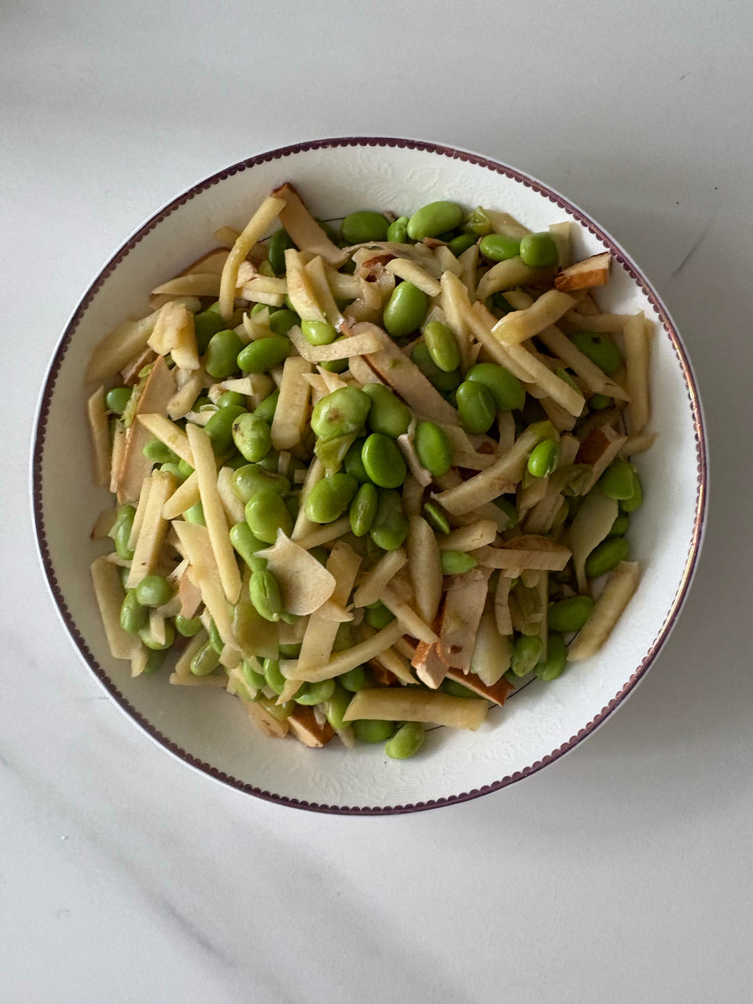 毛豆香干炒茭白